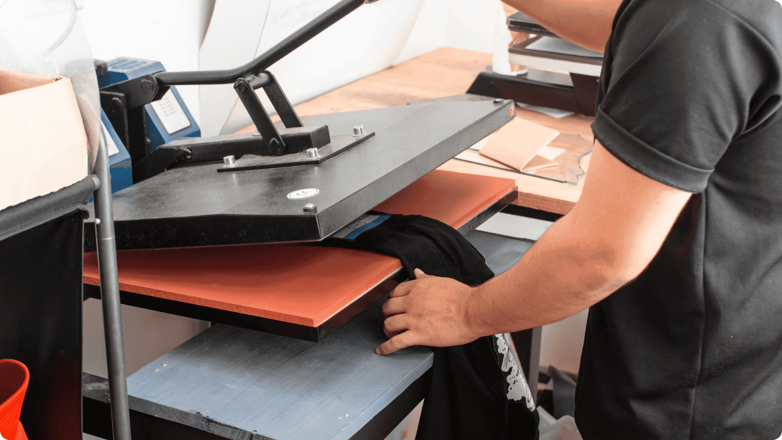 Production workshop crafting gifts